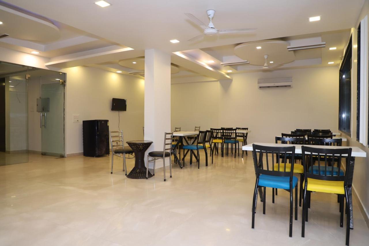 Nirvana Rooms Gurgaon Exterior foto